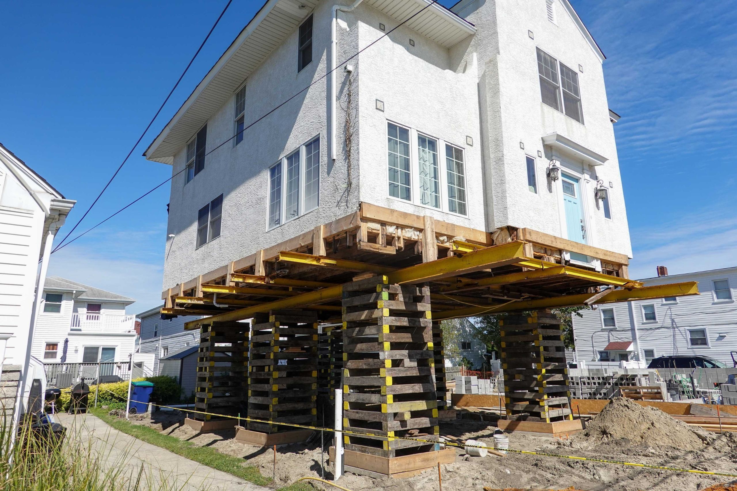 Located in Wilmington, Delaware, we are a company that specializes in house lifting, small distance house moving, piles and foundations.
